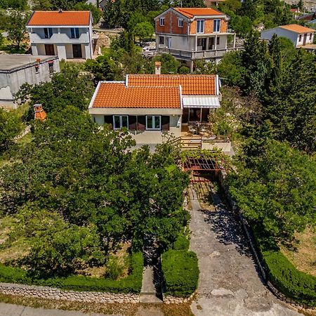 Beachfront House Nada - Happy Rentals Karlobag Exterior foto